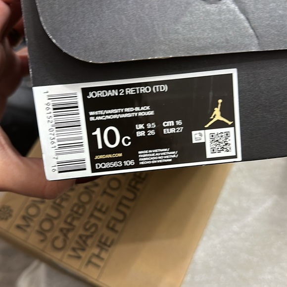 Jordon 2 Retro - Picture 5 of 5